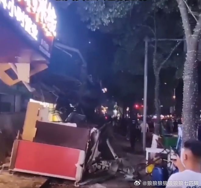 廣告牌墜落致3死7傷事件調(diào)查報(bào)告公布，廣告牌墜落造成重大傷亡事件調(diào)查報(bào)告發(fā)布