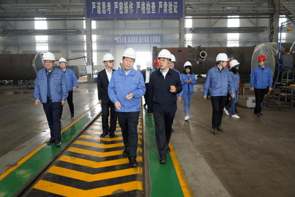 太原潞安化機(jī)深度解析，一家企業(yè)的成長與貢獻(xiàn)，太原潞安化機(jī)的成長與貢獻(xiàn)深度解析