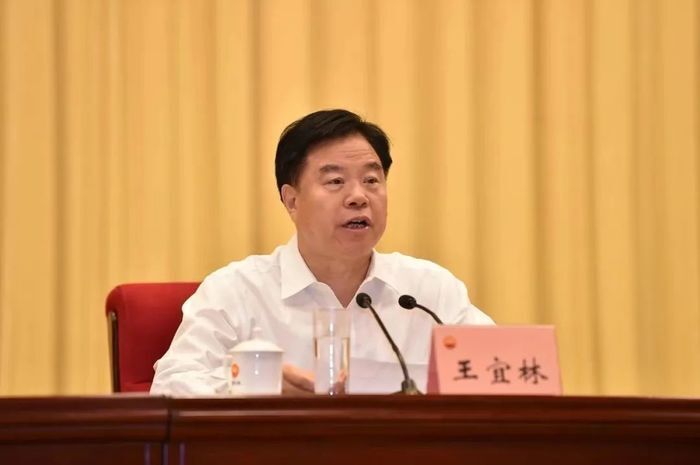 魏國良卸任中石油董事長，傳承與未來的探索，魏國良卸任中石油董事長，傳承與未來的探索之旅