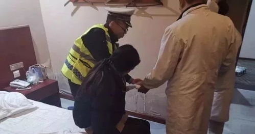 女子報警稱男友自殺，破門而入竟是為了捉小三——揭示背后的情感糾葛與道德倫理，女子報警男友自殺背后的情感糾葛與道德倫理，捉小三背后的故事揭秘