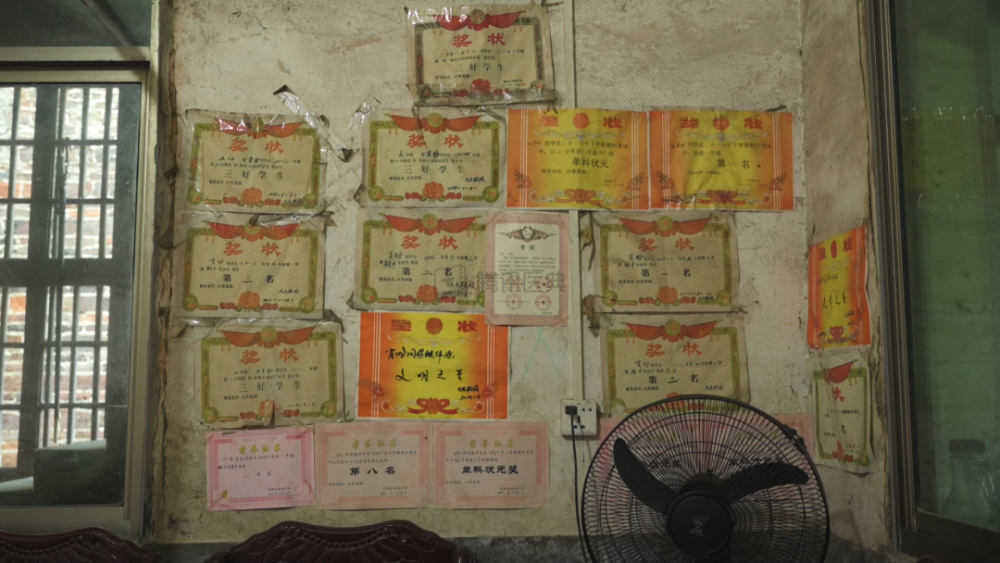 澳門三肖三碼精準(zhǔn)100%黃大仙，揭示背后的違法犯罪問題，澳門三肖三碼精準(zhǔn)與黃大仙背后的違法犯罪問題揭秘