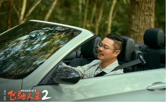 飛馳人生1與飛馳人生2，兩部作品的聯(lián)系與對(duì)比，飛馳人生1與飛馳人生2，聯(lián)系與對(duì)比分析
