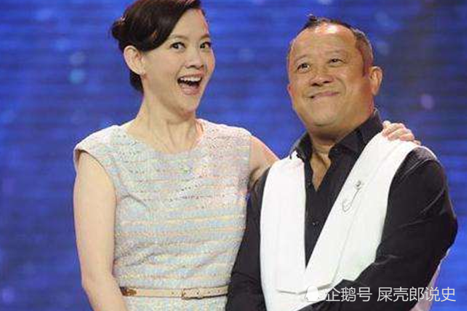 揭秘曾志偉現(xiàn)任妻子是誰(shuí)，一段充滿魅力的愛(ài)情故事，曾志偉的現(xiàn)任妻子揭秘，一段魅力四溢的愛(ài)情故事