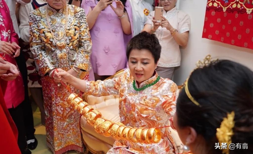 林心如二胎是龍鳳胎嗎？——探尋娛樂圈的熱門話題，林心如二胎是否為龍鳳胎？揭秘娛樂圈熱議話題。