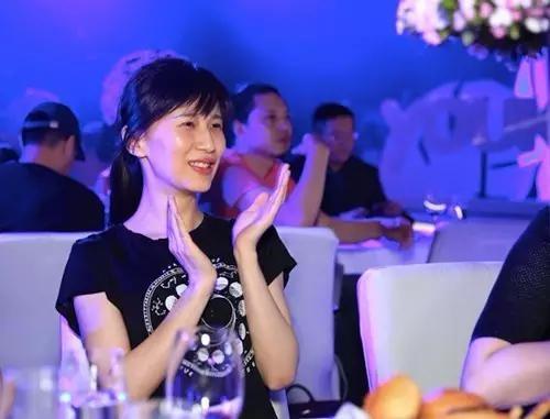 最新的明星資訊概覽，最新明星資訊概覽，揭秘明星動(dòng)態(tài)與風(fēng)采