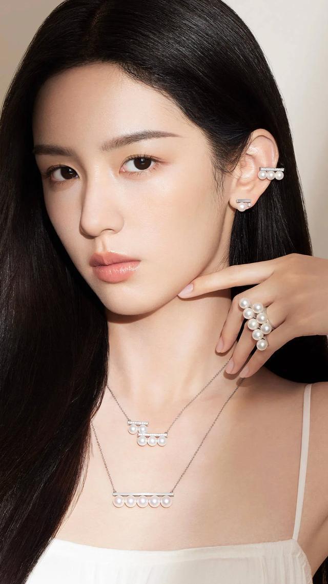 女明星照片圖片大全 2021，璀璨星光下的魅力瞬間，女明星璀璨瞬間，2021年魅力照片集錦