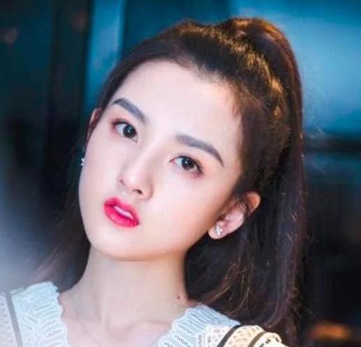 探索中國影視界璀璨明珠，所有女明星名字背后的故事，揭秘中國影視界璀璨之星，女明星名字背后的故事與傳奇