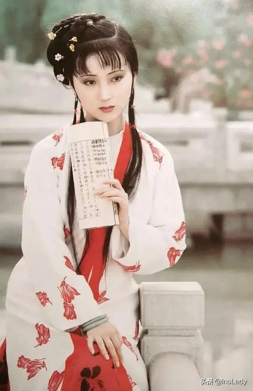 趙露思暫停后續(xù)所有工作引發(fā)沸沸揚(yáng)揚(yáng)熱議，趙露思暫停后續(xù)工作引發(fā)熱議熱議，網(wǎng)友熱議不斷！