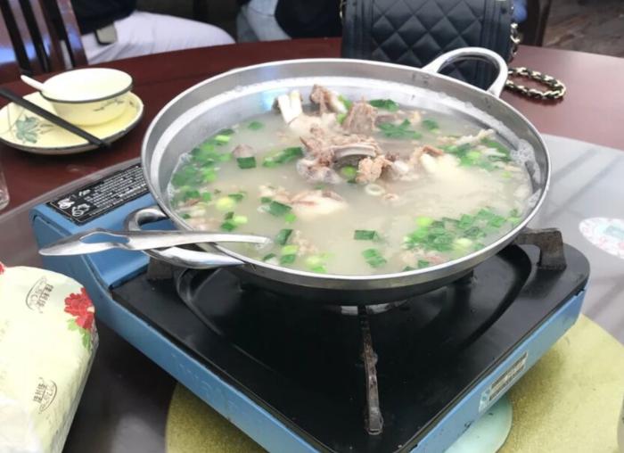 揭秘上海爺叔的真實身份曝光，揭秘上海爺叔的真實身份揭秘內幕曝光