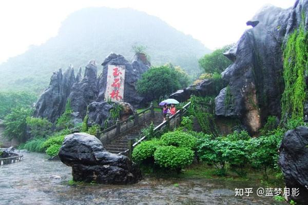 廣西賀州十大旅游景點，領(lǐng)略自然與人文之美，廣西賀州十大絕美景點，自然與人文的交融之美
