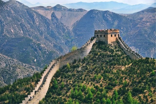 必去的世界十大景點(diǎn)，探索世界的奇跡之旅，世界十大必探奇跡景點(diǎn)，開啟全球探索之旅