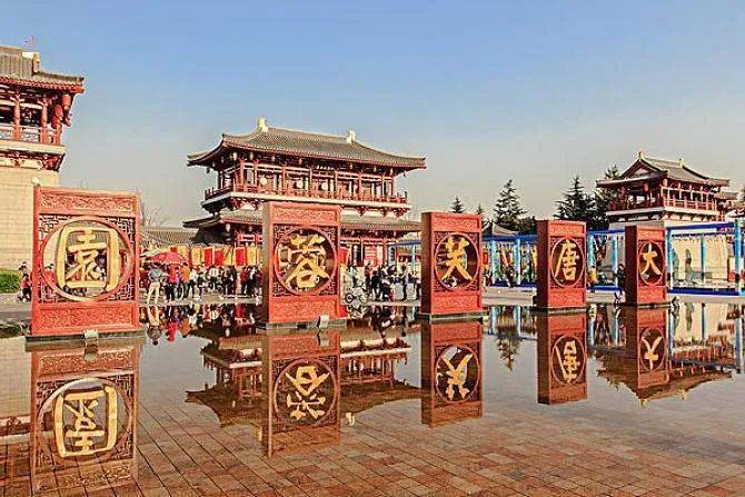 西安開放的免費(fèi)景區(qū)，探尋古都的千姿百態(tài)，西安免費(fèi)景區(qū)探秘，古都千姿百態(tài)之旅