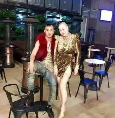 賓利姐的征婚故事，尋找生命中的另一半，聯(lián)系方式公開，賓利姐征婚記，尋找生命中的另一半，聯(lián)系方式公開探尋真愛之旅