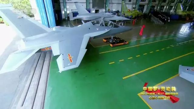 殲-20戰(zhàn)斗機(jī)尺寸與長(zhǎng)寬詳解，殲-20戰(zhàn)斗機(jī)尺寸詳解，長(zhǎng)寬比例揭秘