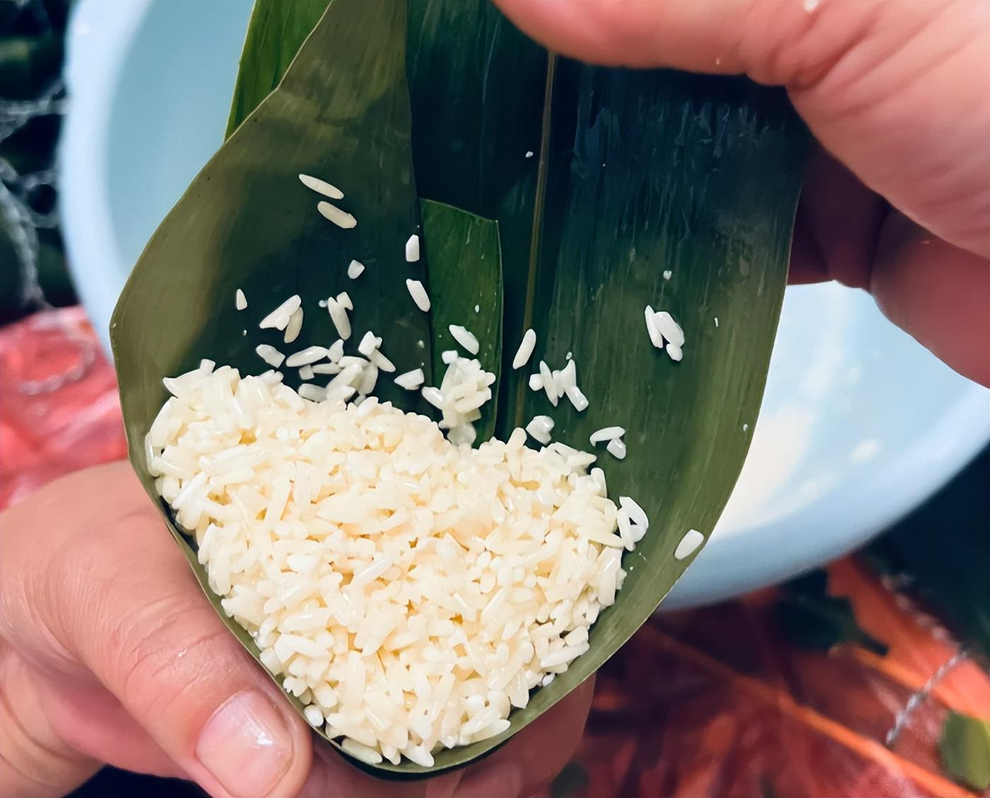 包粽子必備知識(shí)，糯米的浸泡時(shí)間，包粽子完全攻略，糯米的浸泡時(shí)間指南