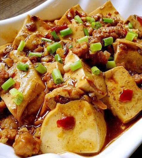家常豆腐的做法大全，一道傳統(tǒng)美食的完美呈現(xiàn)，家常豆腐制作攻略，傳統(tǒng)美食的完美呈現(xiàn)