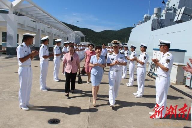 海南艦排水量揭秘，揭秘中國海軍新一代巨艦的磅礴力量，揭秘中國海軍新一代巨艦磅礴力量，海南艦排水量深度解析