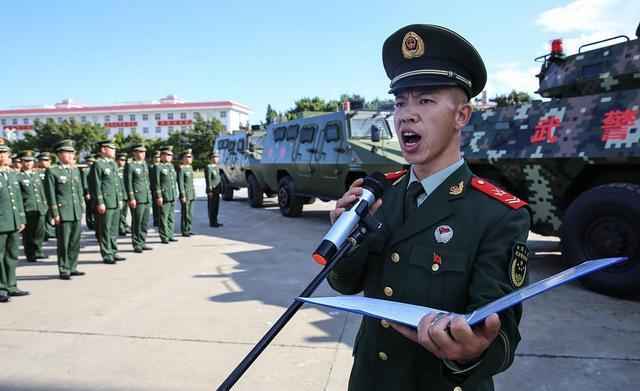 大學生畢業(yè)直招軍官考試，新路徑與機遇，大學生畢業(yè)直招軍官考試，新路徑探索與機遇挑戰(zhàn)