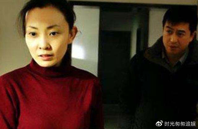 張嘉譯前妻的身份之謎，是劉威葳還是杜珺？，張嘉譯前妻身份揭秘，是劉威葳還是杜珺？