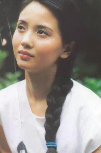 陶慧敏個(gè)人資料簡歷，一位才華橫溢的演員，陶慧敏，才華橫溢的演員個(gè)人資料簡歷
