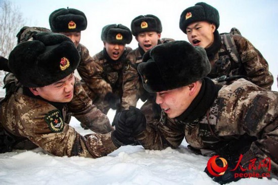 新疆軍區(qū)部隊，守護邊疆的鋼鐵長城，新疆軍區(qū)部隊，邊疆的鋼鐵長城守護者