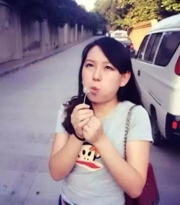 尋找本地單身女生的旅程，一場關(guān)于愛與真實的探索，尋找真愛之旅，探尋本地單身女生的心路歷程