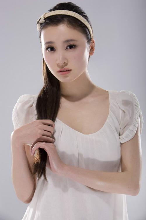 演員李思思的個(gè)人資料簡介，李思思，演員個(gè)人簡介與生平資料