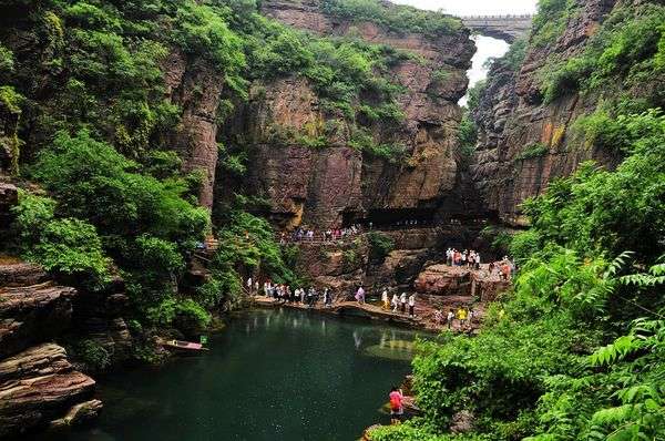河南云臺山旅游景區(qū)，自然之美與人文之韻的完美結(jié)合，河南云臺山旅游景區(qū)，自然人文完美融合之旅