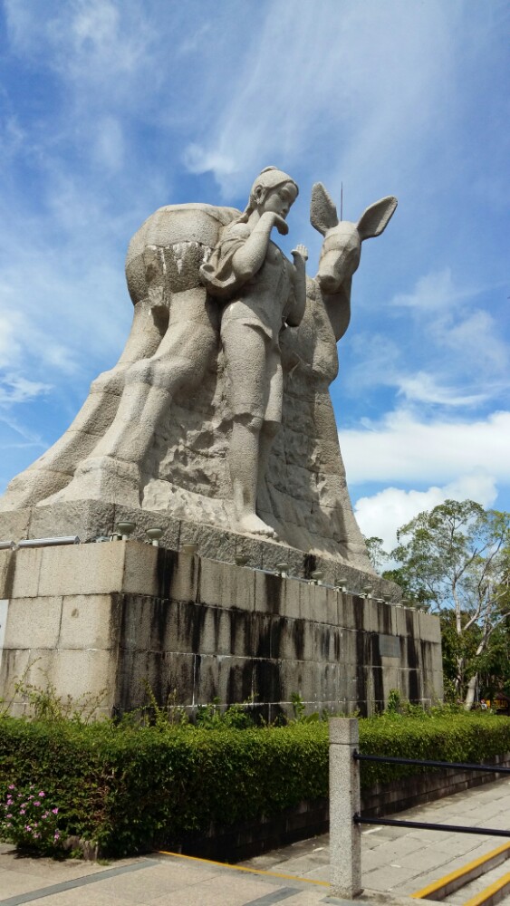 三亞鹿回頭景區(qū)深度介紹，三亞鹿回頭景區(qū)深度游攻略與體驗(yàn)介紹