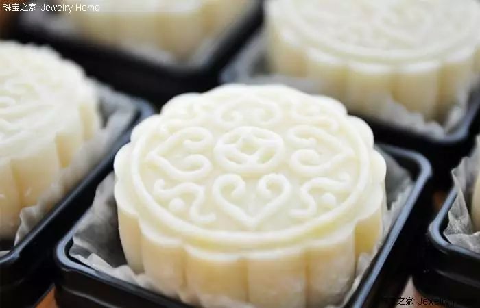 冰皮月餅，傳統(tǒng)與創(chuàng)新的完美結(jié)合——制作方法與配方，冰皮月餅，傳統(tǒng)與創(chuàng)新交融的制作方法與配方