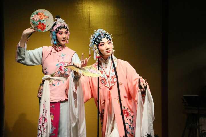 黃龍洞景區(qū)門票價(jià)格詳解，黃龍洞景區(qū)門票價(jià)格全面解析