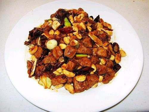 宮保肉丁，一道傳統(tǒng)美食的魅力與故事，宮保肉丁，傳統(tǒng)美食的魅力與傳奇故事