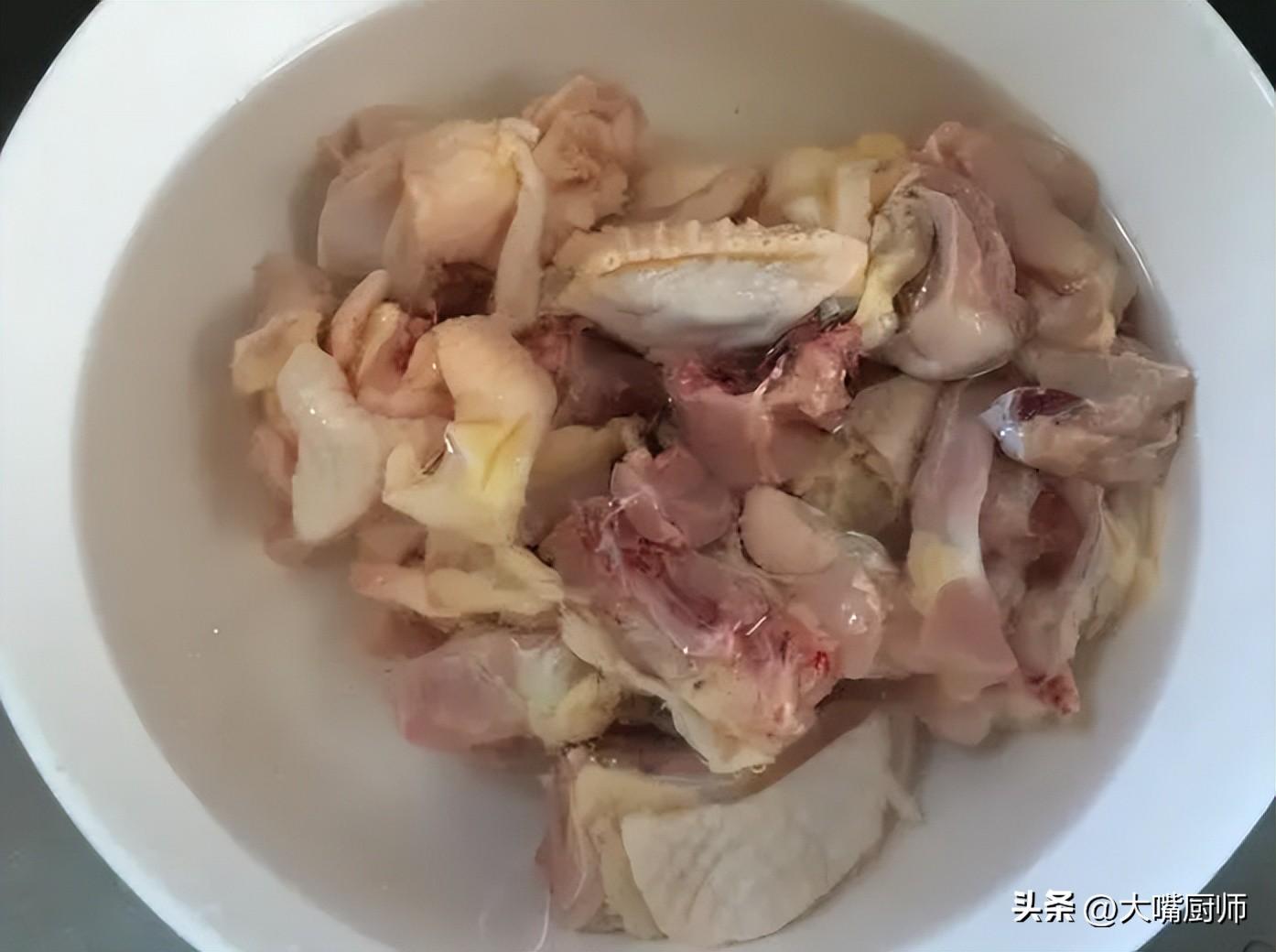 雞湯怎么燉好喝——烹飪技巧與美味秘訣，雞湯烹飪技巧與美味秘訣，燉制美味雞湯的秘訣