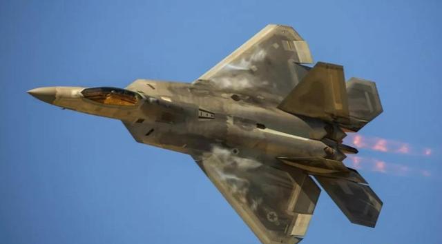 F-22實戰(zhàn)歷程，空中巨人的戰(zhàn)斗足跡，F(xiàn)-22實戰(zhàn)歷程，空中巨人的戰(zhàn)斗歷程