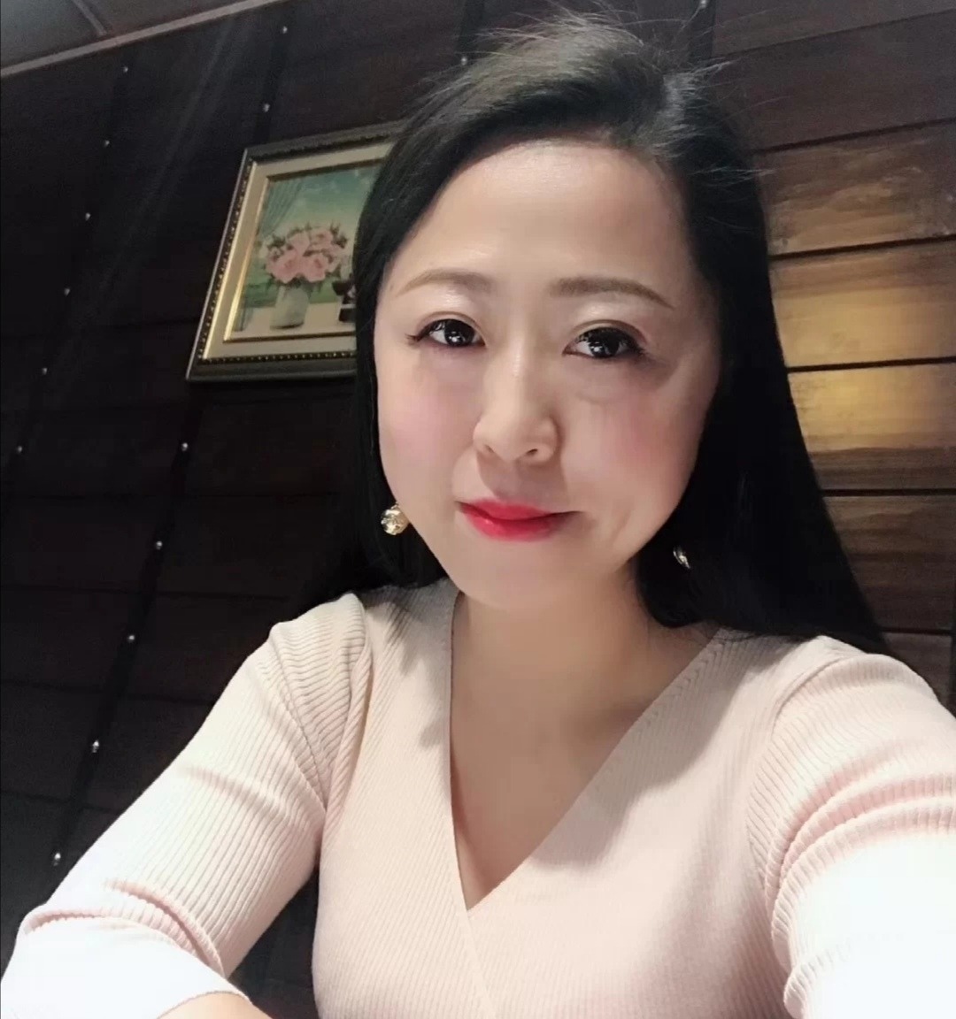 尋找附近50歲女性的微信，一種社交方式的探索與挑戰(zhàn)，探索與挑戰(zhàn)，尋找附近50歲女性的微信社交方式