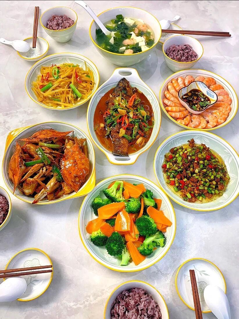家庭會(huì)餐的十大經(jīng)典菜式，傳統(tǒng)美味，家的味道，家庭經(jīng)典菜式，十大傳統(tǒng)美味佳肴，家的味道回顧