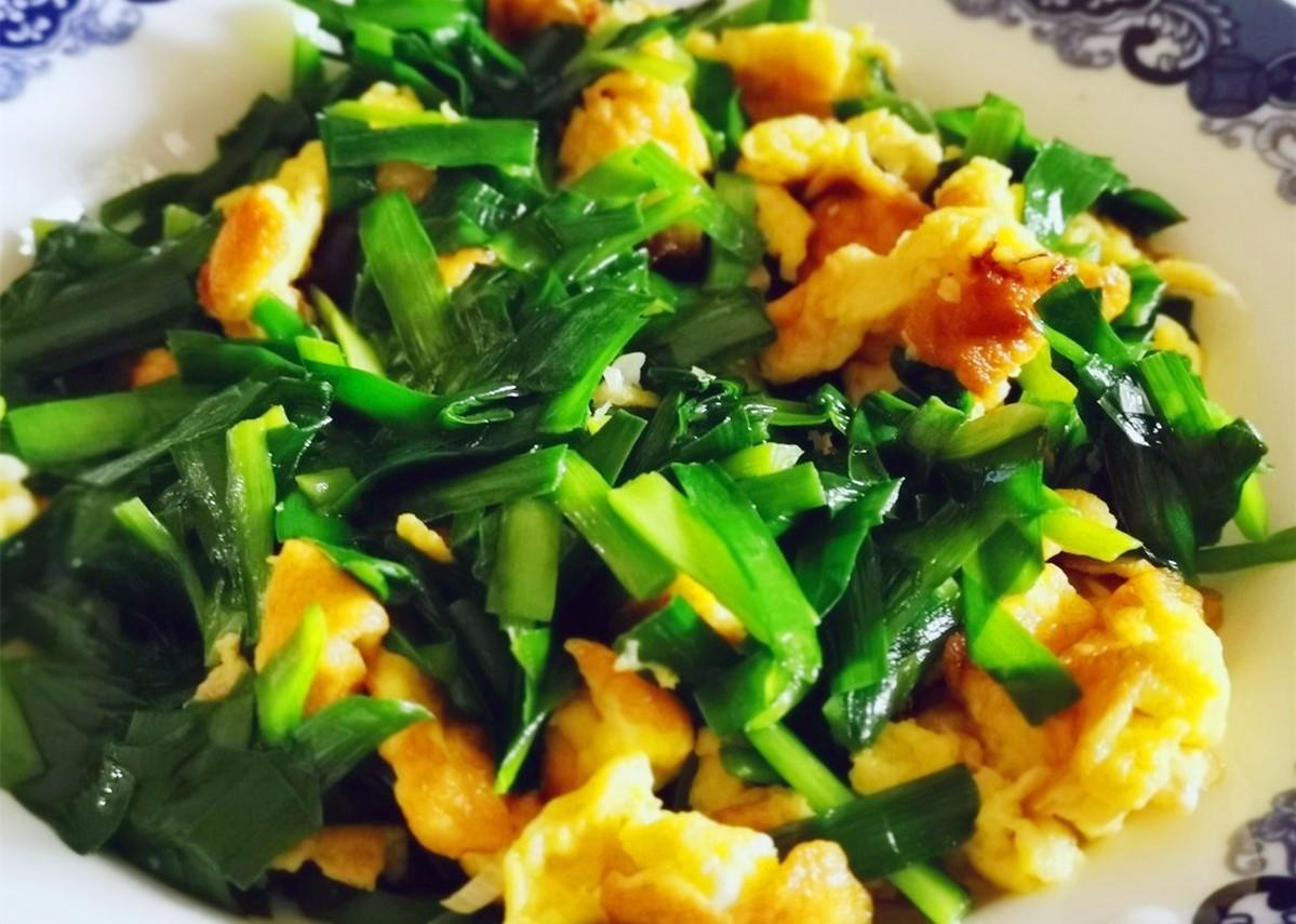韭菜炒雞蛋，一道家常美食的制作秘訣，家常美食韭菜炒雞蛋的制作秘訣揭秘