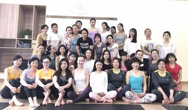 瑪雅優(yōu)伽瑜伽課程，探索身心和諧的奧秘之旅，瑪雅優(yōu)伽瑜伽課程，探索身心和諧奧秘的旅程