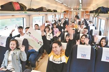 附近尋愛(ài)，單身者的心靈交流之旅，單身者的心靈交流之旅，附近尋愛(ài)之旅