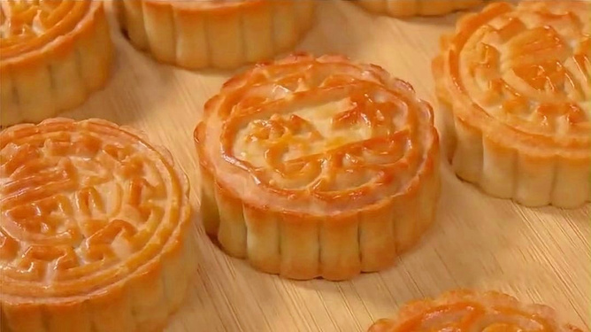 月餅的制作工藝，傳統(tǒng)與創(chuàng)新的完美結(jié)合，月餅制作，傳統(tǒng)工藝與創(chuàng)新融合的完美呈現(xiàn)