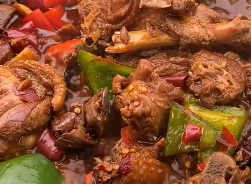 啤酒鴨的做法，一道美味佳肴的烹飪指南，啤酒鴨烹飪指南，輕松制作美味佳肴