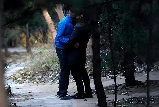 老人與森林的交易，老人與森林的神秘交易