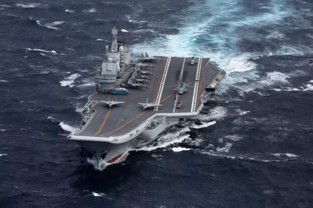 遼寧艦的雄偉身影，揭秘其長度與寬度，遼寧艦壯麗身影揭秘，長度與寬度一覽無余