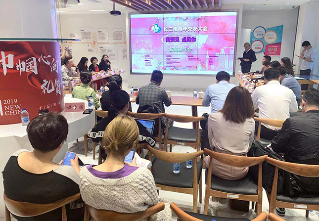 大學(xué)生交友論壇，連接校園內(nèi)外的橋梁，大學(xué)生交友論壇，校園內(nèi)外的橋梁紐帶