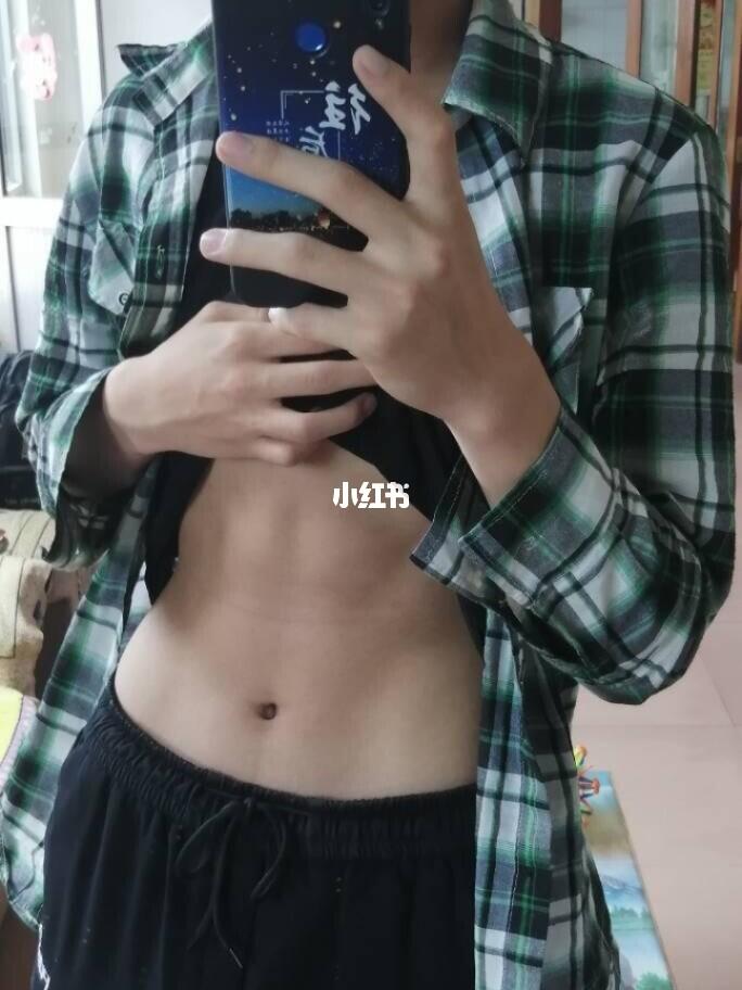 腹肌照片不像網(wǎng)圖，真實與虛假的較量，真實與虛假的較量，腹肌照片背后的真相