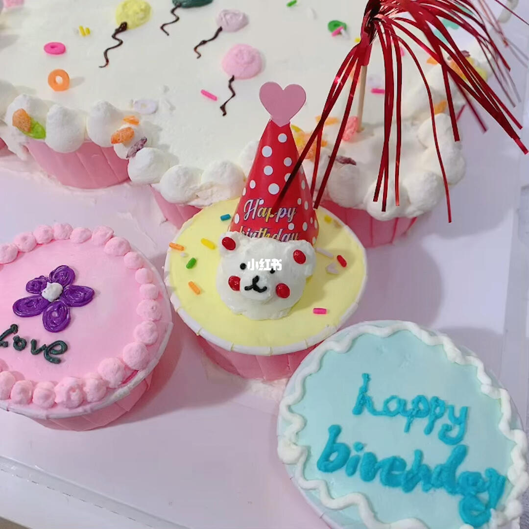 小學生也能做的小蛋糕，簡單又美味，小學生也能輕松制作的美味小蛋糕，簡單又誘人