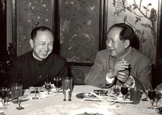 錢學森的主要事跡簡介，錢學森，航天事業(yè)的杰出貢獻者簡介