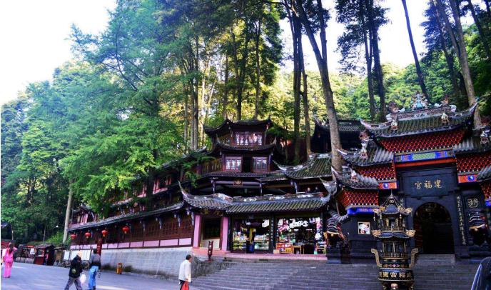 國內(nèi)四五月份適合旅游的地方，探尋春天的足跡，探尋春天足跡，國內(nèi)四五月份最佳旅游地推薦