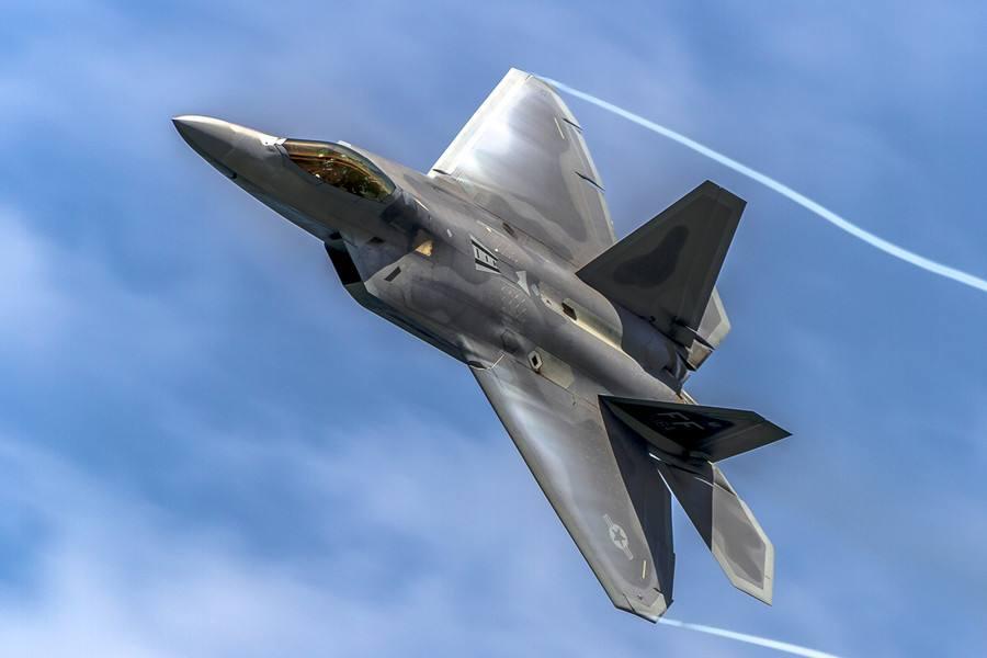 F-18EF超級大黃蜂參數(shù)詳解，F(xiàn)-18EF超級大黃蜂戰(zhàn)斗機參數(shù)詳解及性能分析