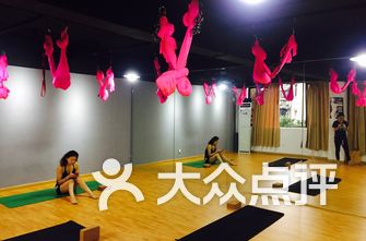 成都瑜伽館排名，探索最佳瑜伽實(shí)踐場(chǎng)所，成都最佳瑜伽館排名揭秘，探尋最佳瑜伽實(shí)踐場(chǎng)所